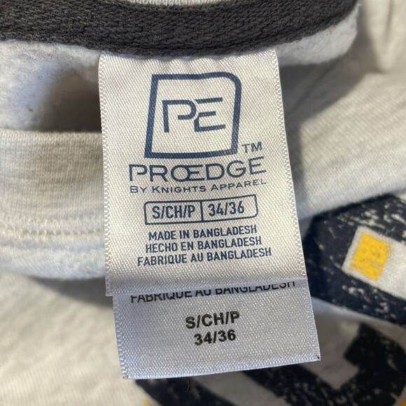 Michigan Wolverines Women’s Gray Crewneck Sweatshirt Distressed Graphic - Small - Picture 4 of 6